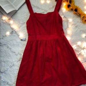 Linen dress with back tie detail